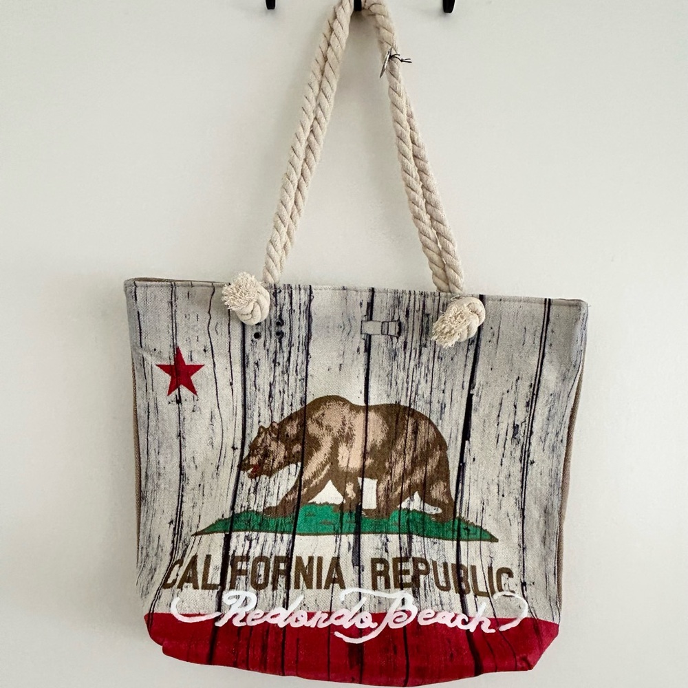 NWT California Republic State Flag Bear Tote Bag with Zipper Redondo Beach